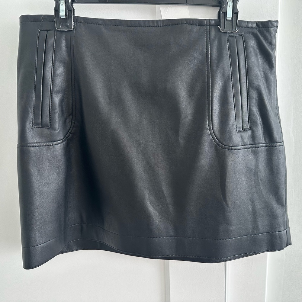 H&M Black Faux Leather Mini Skirt